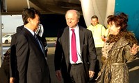 Prime Minister Dung arrives in Netherlands for 3rd Nuclear Security Summit